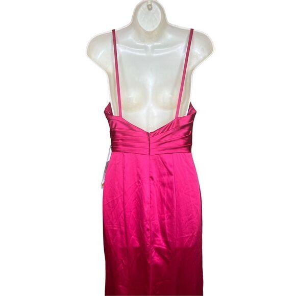 Ieena Mac Duggal - 26264I Plunging Neck Sheath Gown in Fuchsia NWOT Size 2 - Picture 7 of 9